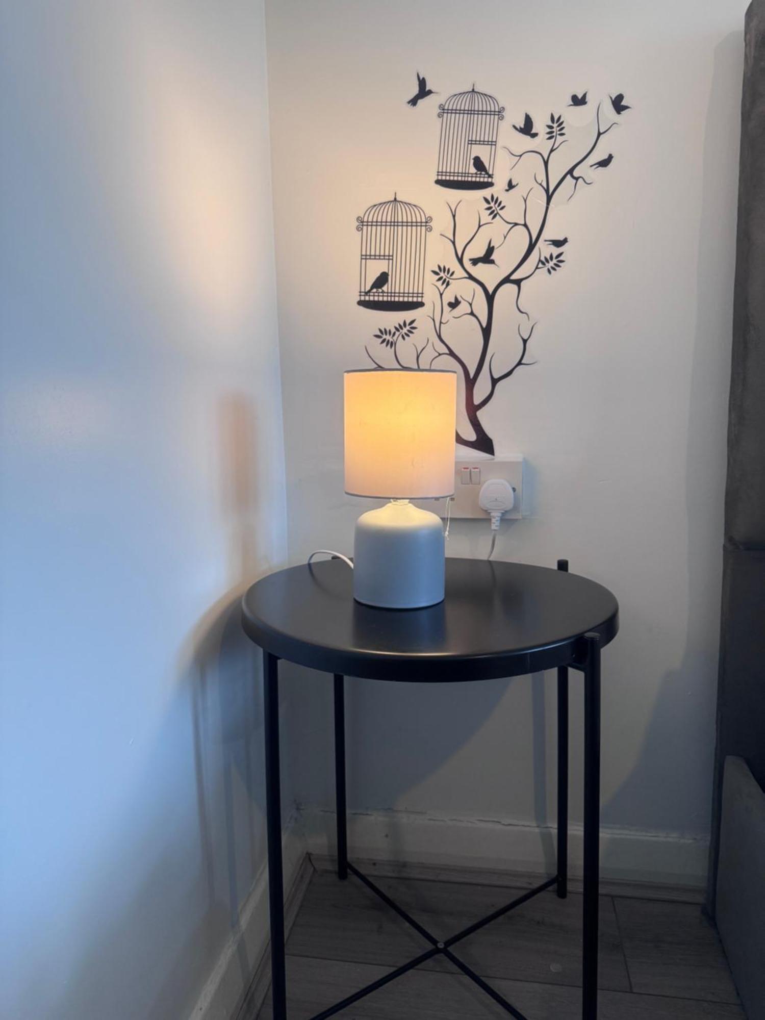 Modern Room In A 4 Bedroom Flat In London, Shared Bathroom! Εξωτερικό φωτογραφία